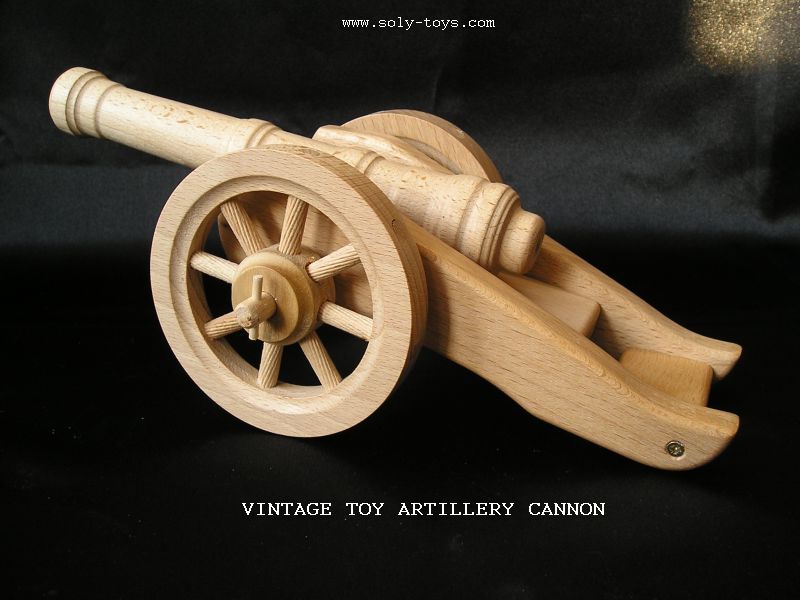 VINTAGE TOY ARTILLERY CANNON