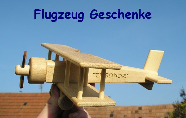 Flugzeuge mit Gravur Name