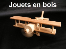 avion_biplane_jouets