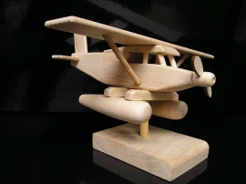 Gift plane seaplane. Gifts for pilots