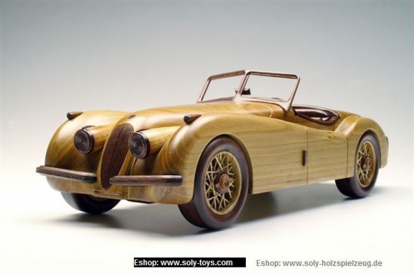 Jaguar XK 150 wooden modell,