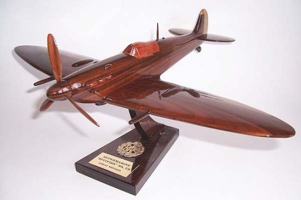 SUPERMARINE SPITFIRE Mk-Vb wooden model