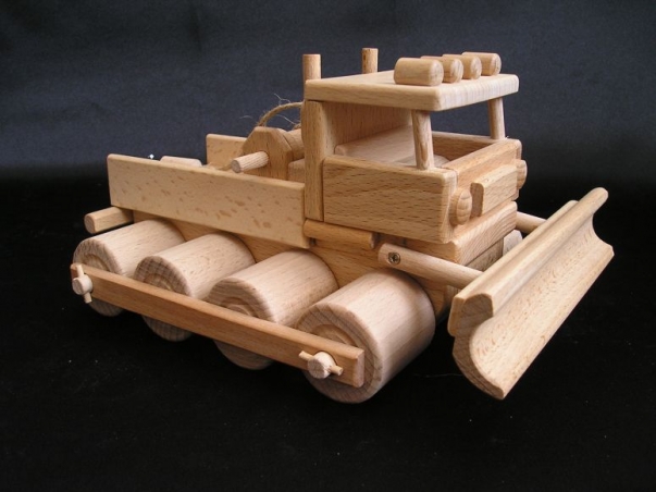 Snowgroomers natural wooden toy