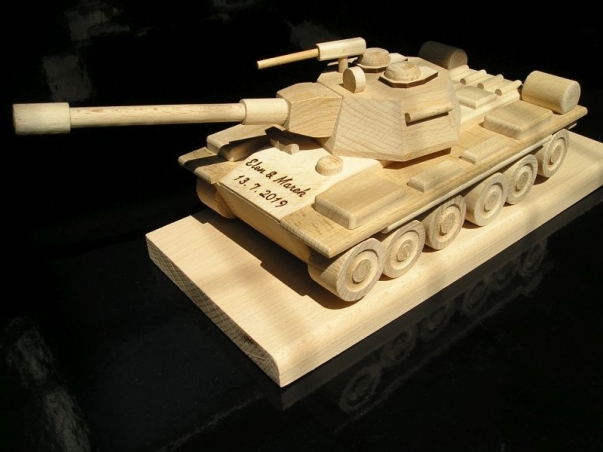 Gift military Tanks, military technology gifts