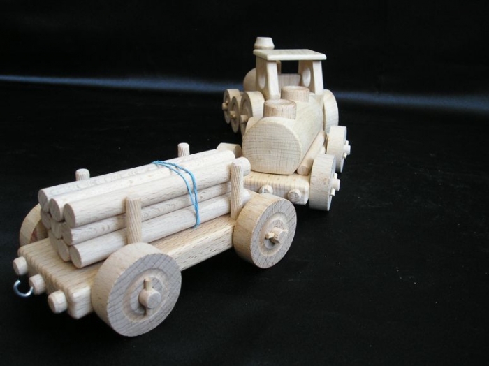 wooden-train-models