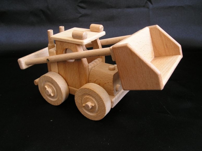 wooden-toys-excavator