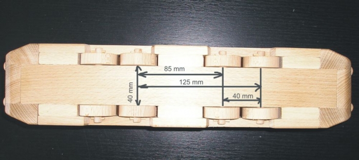 tramways_jouets_en_bois