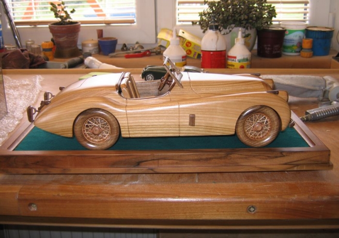 jaguar_ss_wooden_model