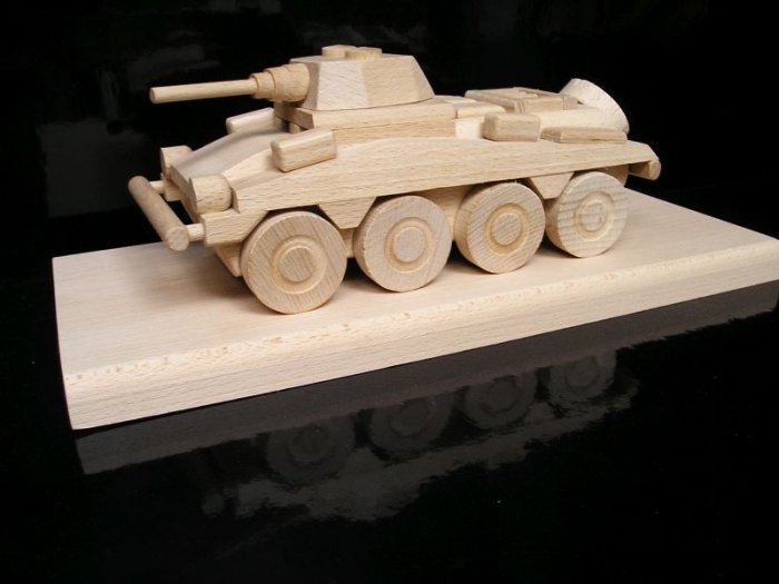 Gift, armored wheeled transporter PUMA