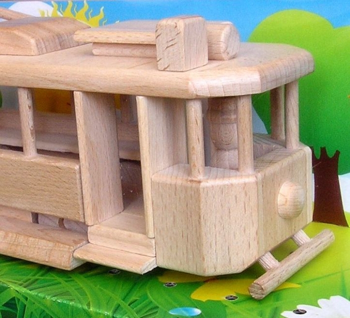 jouets_enbois_trams