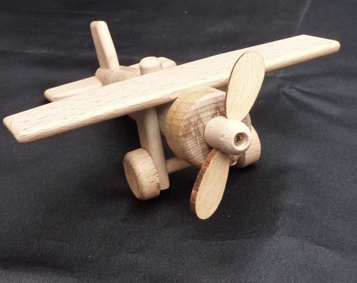 planes-toys-from-wood 