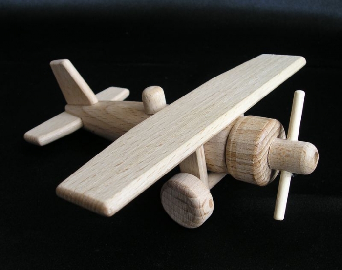 wooden-toy-modells