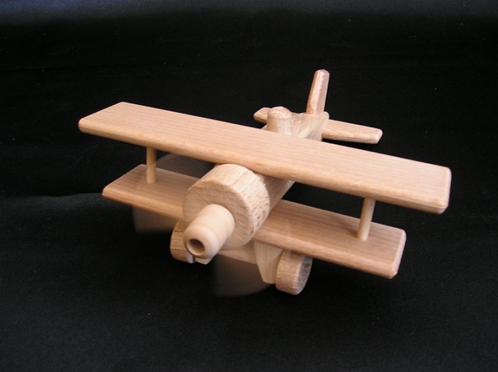 wooden-biplane